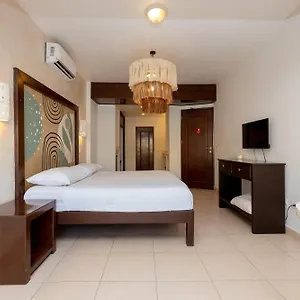 Kinich Hotel